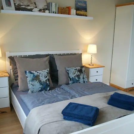 Holiday home Boddenhus Fratow